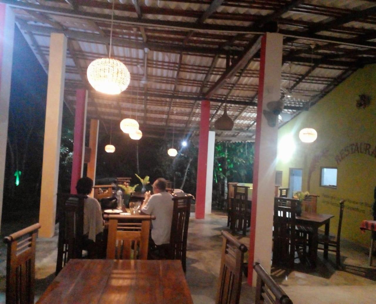 Jungle Restaurant And Villa Unawatuna Kültér fotó